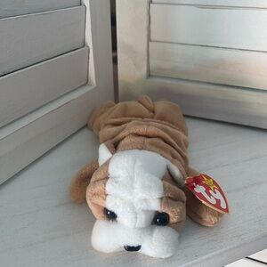Ty Beanie Baby Plush Bulldog, Wrinkles, NWT
